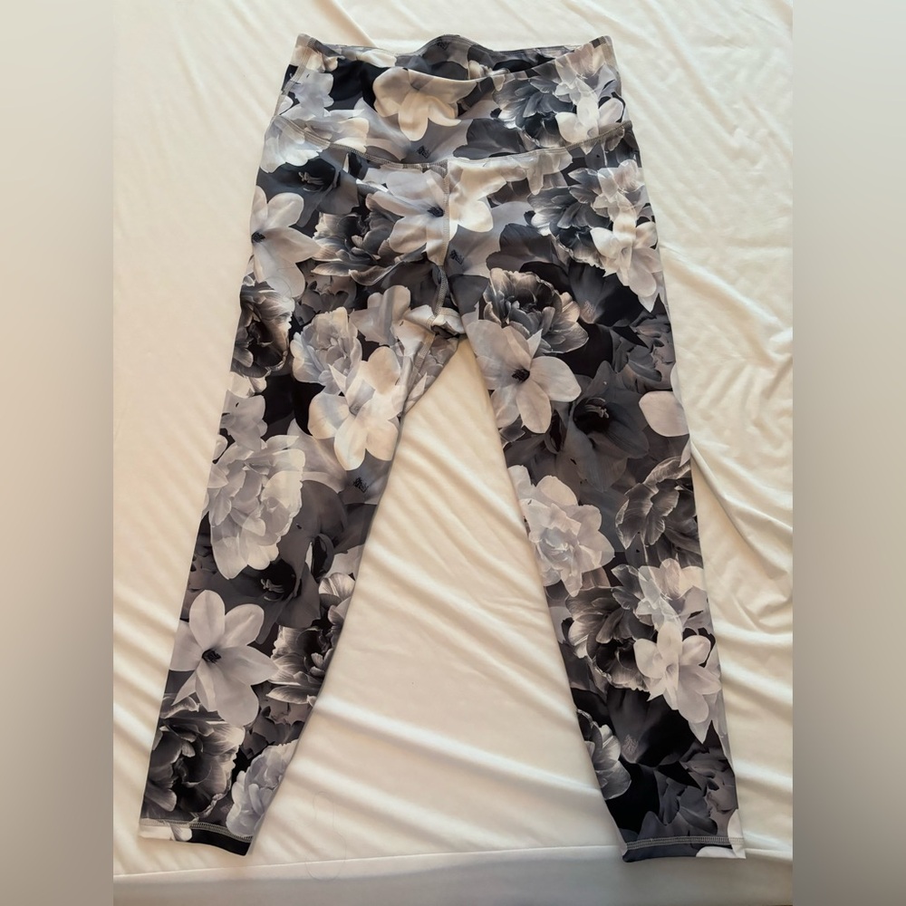Old Navy workout leggings